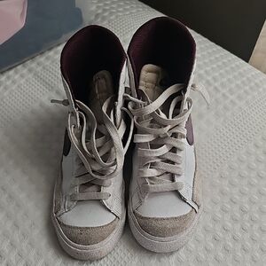 Women's High-Top Sneakers in White and Purple